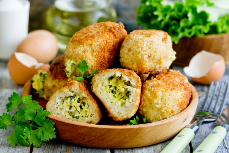 Куриные зразы с сыром и зеленью